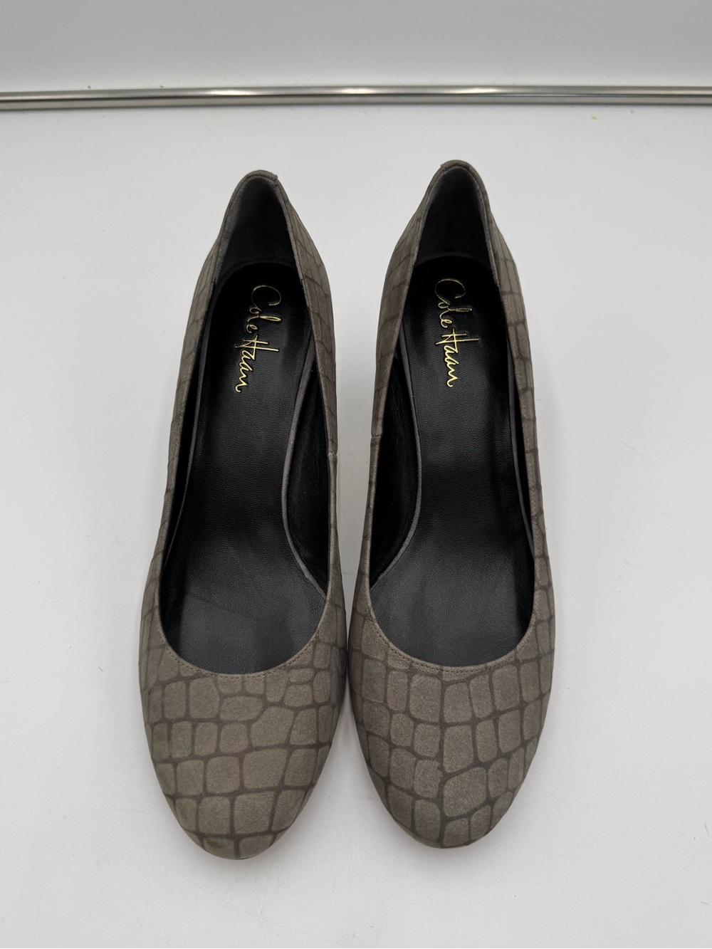Cole Haan Embossed Suede Kitten Heel Pumps Gray Womens 9B
